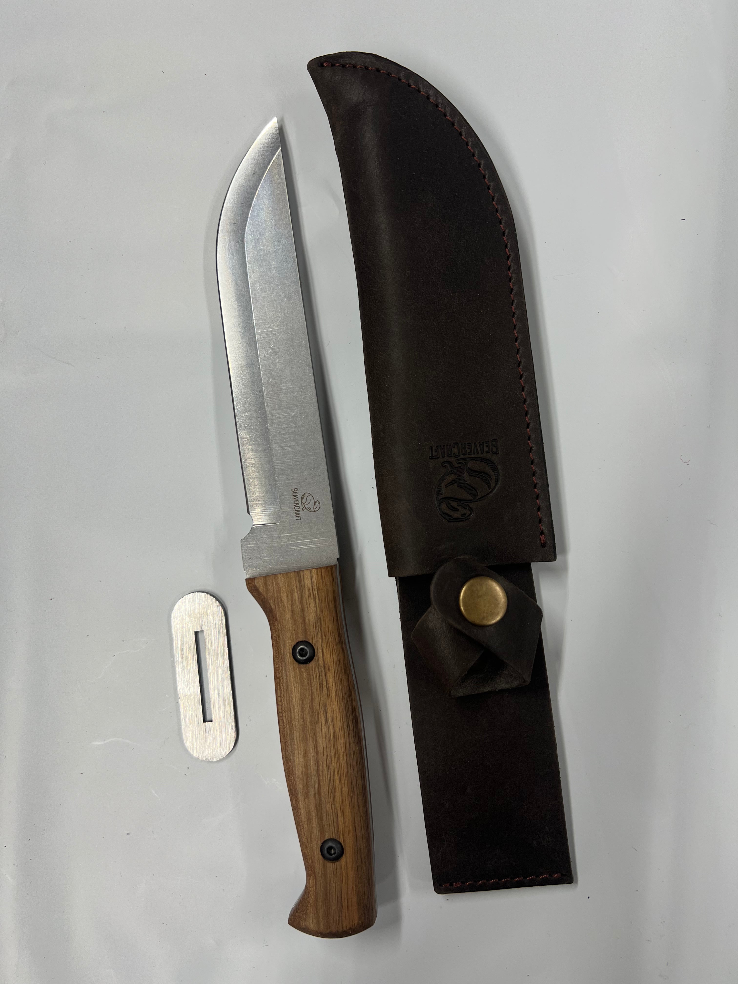 Ukrainisches Bowie-Taktikmesser TLK1 mit Lederscheide