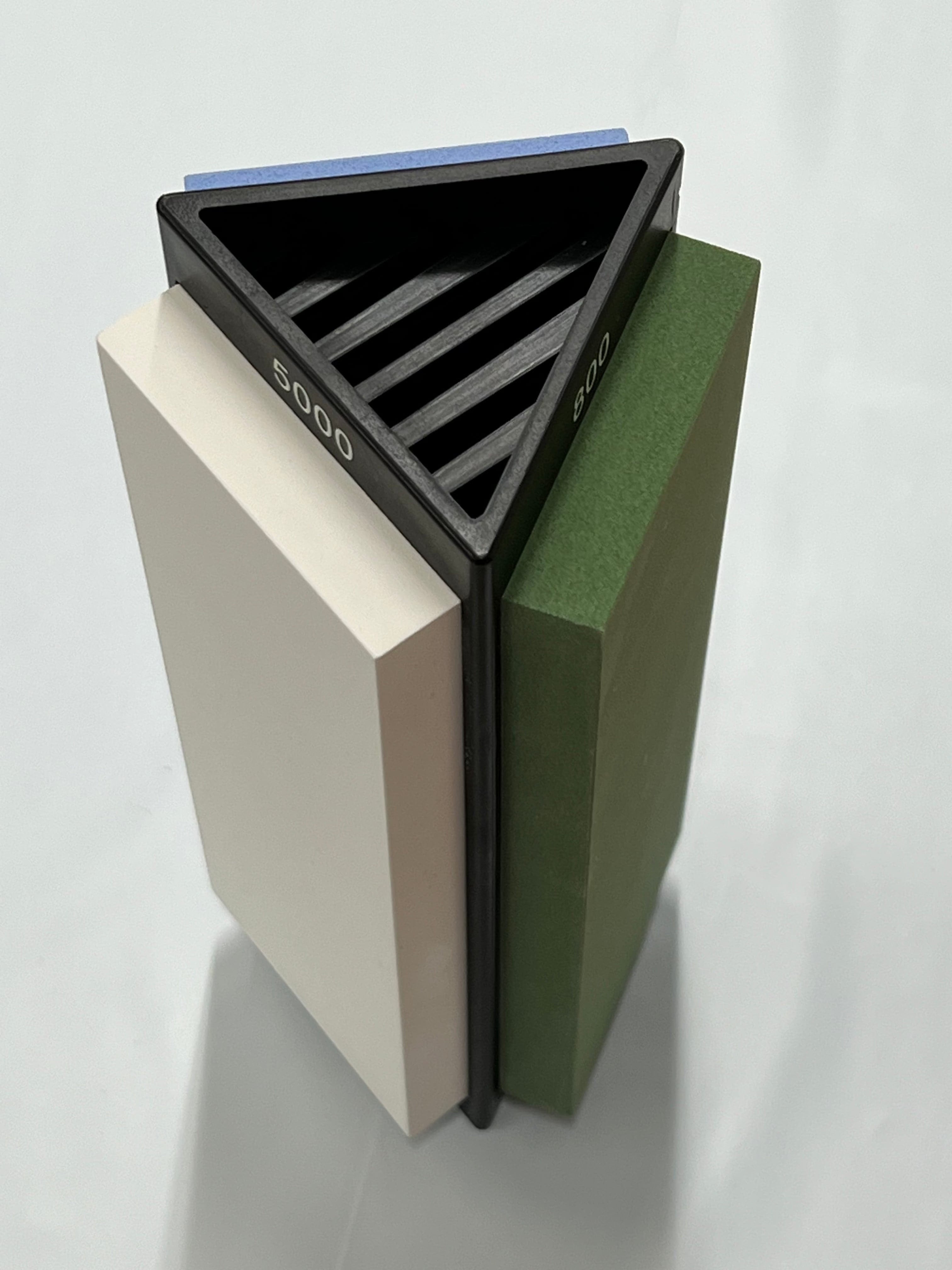 Japanischer Kombinations-Schleifstein 800/2000/5000 Grit mit Basisstation