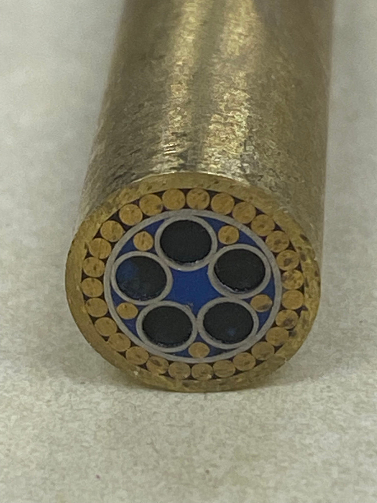 Mosaik-Pin 9,5 mm Griffverzierung