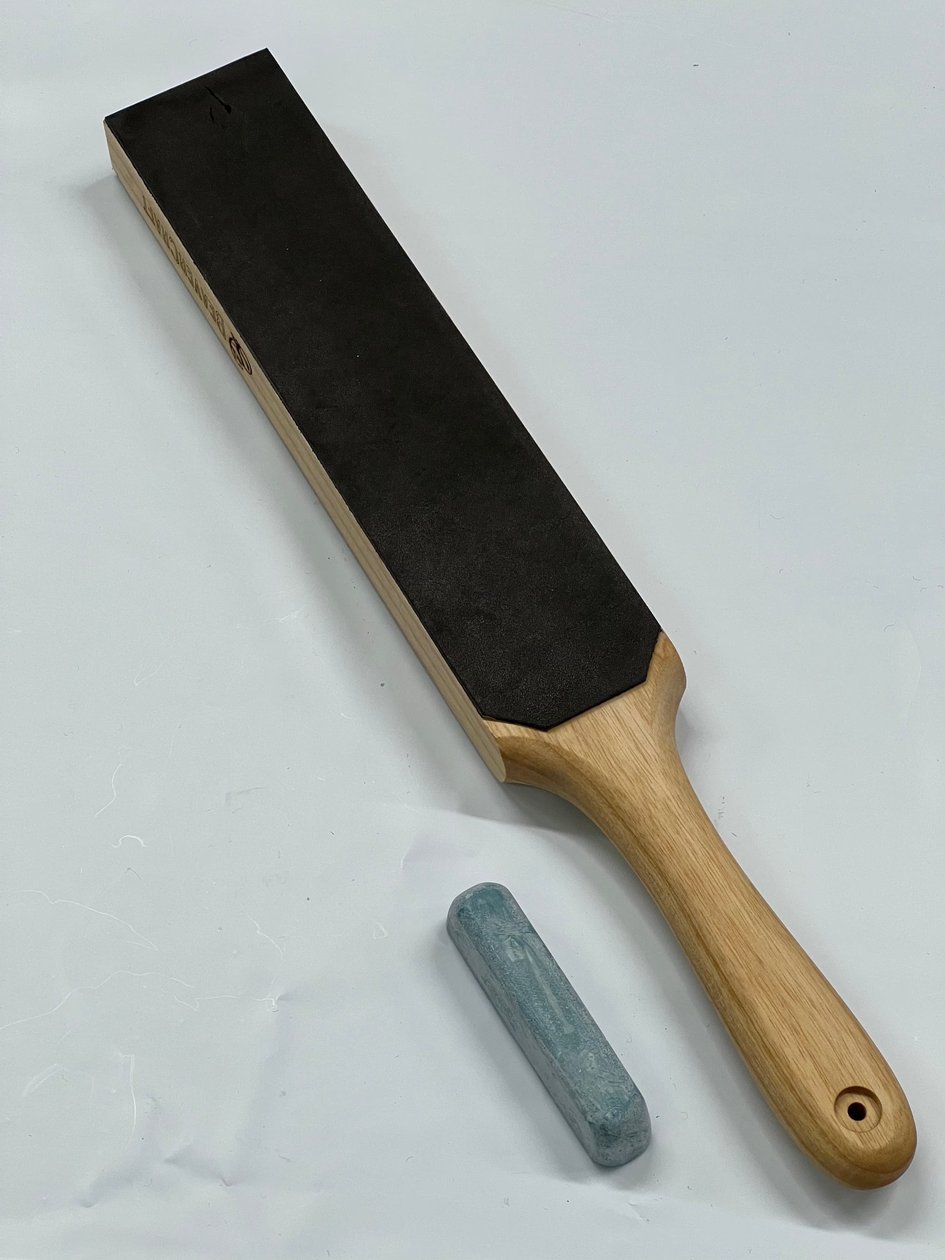 Doppelseitiger Lederabziehriemen 220x50 mit Schleifpaste LS6P1