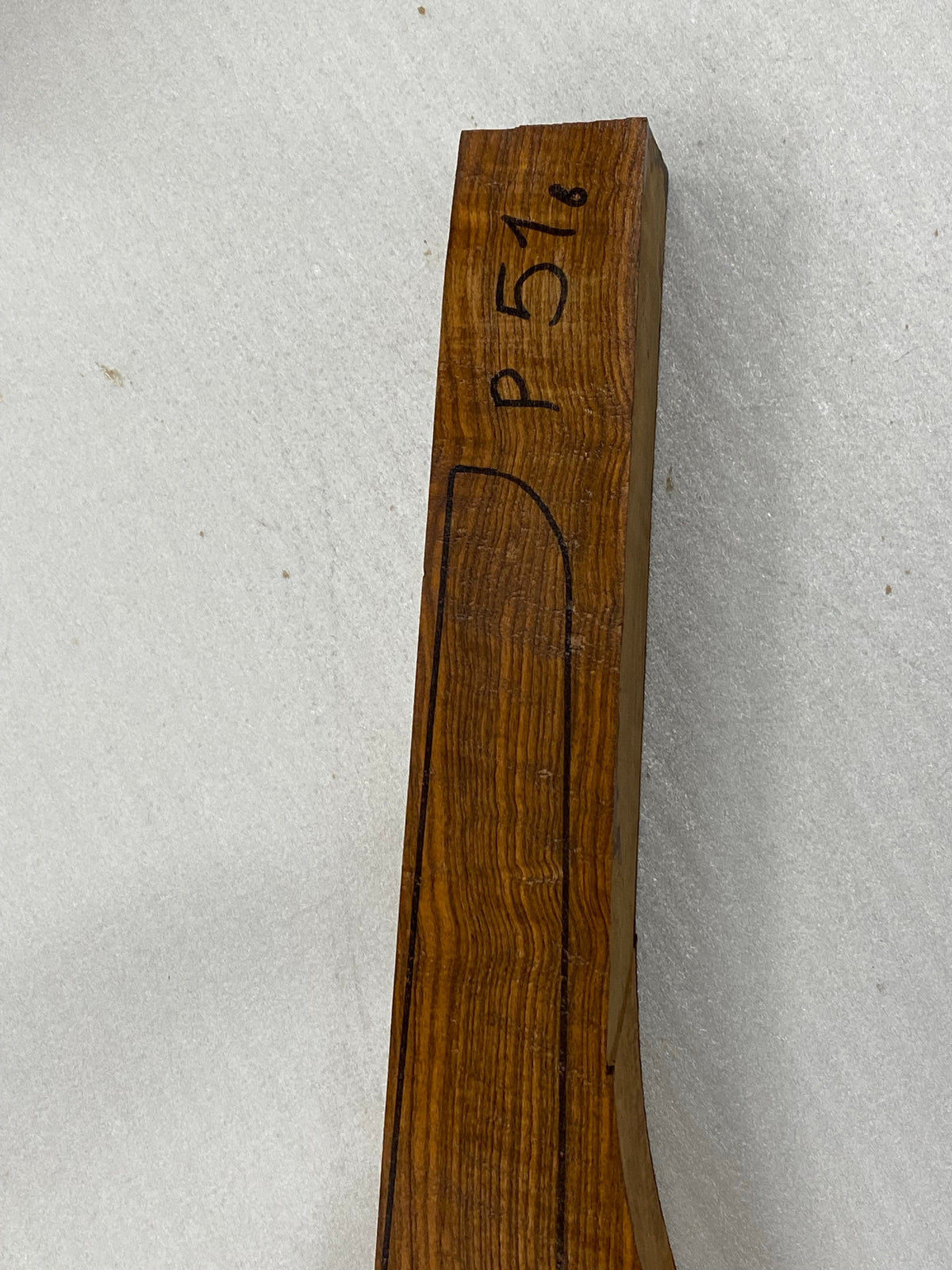 Gewehrschaftrohling Türkischer Walnuss Grad 3 P-51