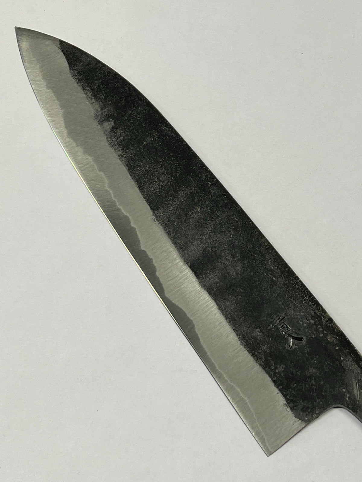 Kurouchi Santoku 165 Aogami 2 Japanische handgeschmiedete Messerklinge