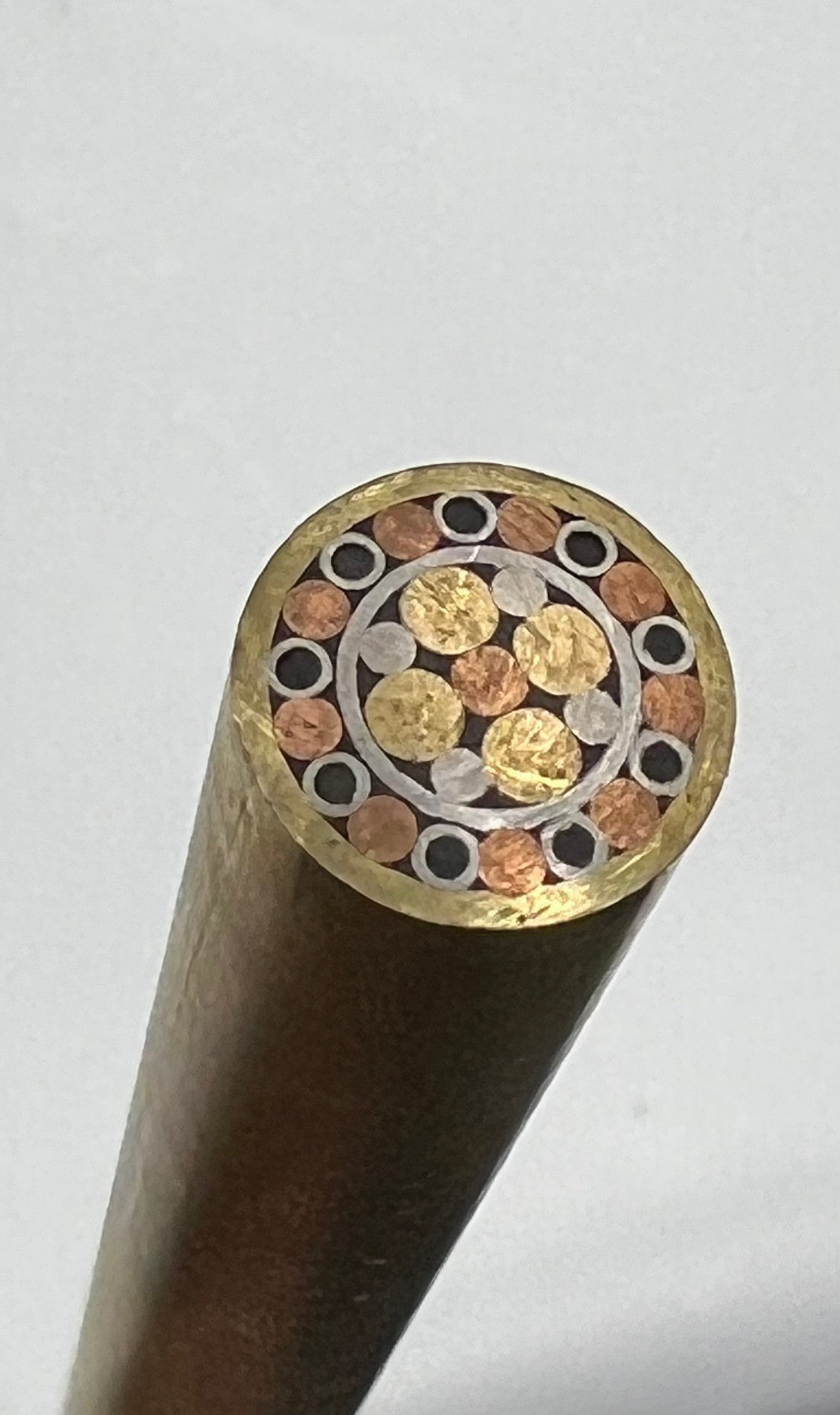Mosaik-Pin 9,5 mm Griffverzierung