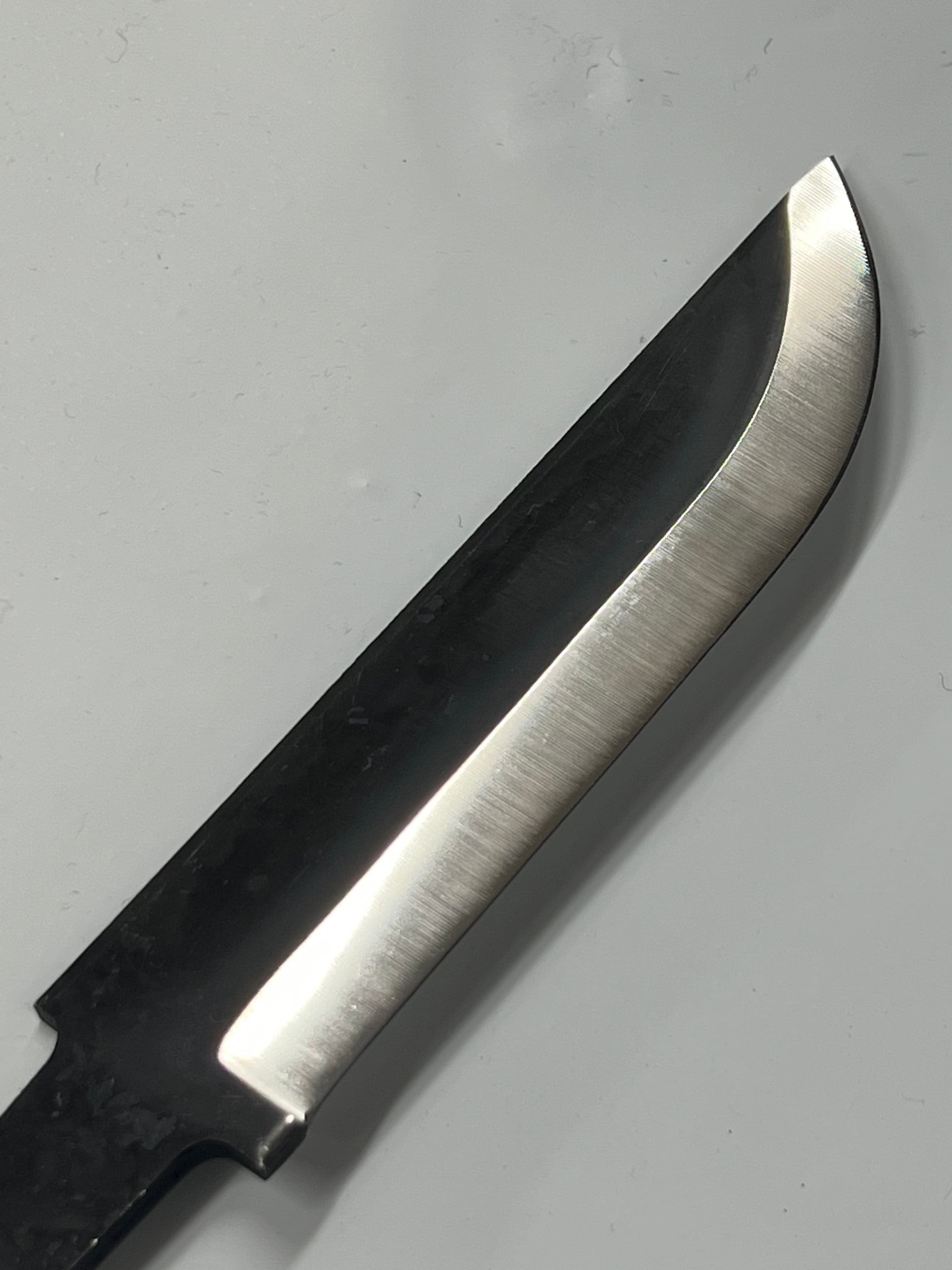 120 mm Messerklinge mit Ricasso