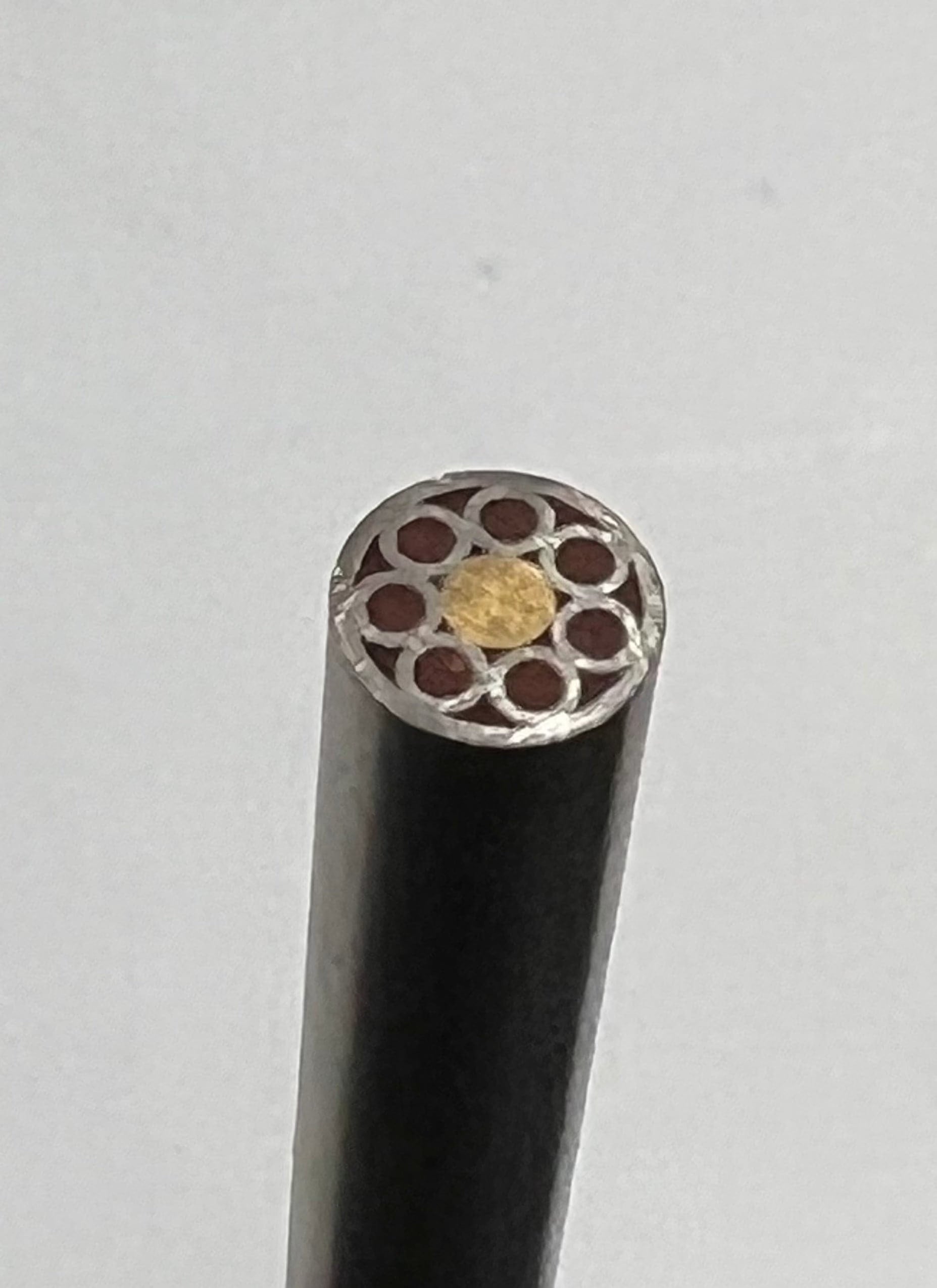 Mosaik-Pin 4 mm Griffverzierung