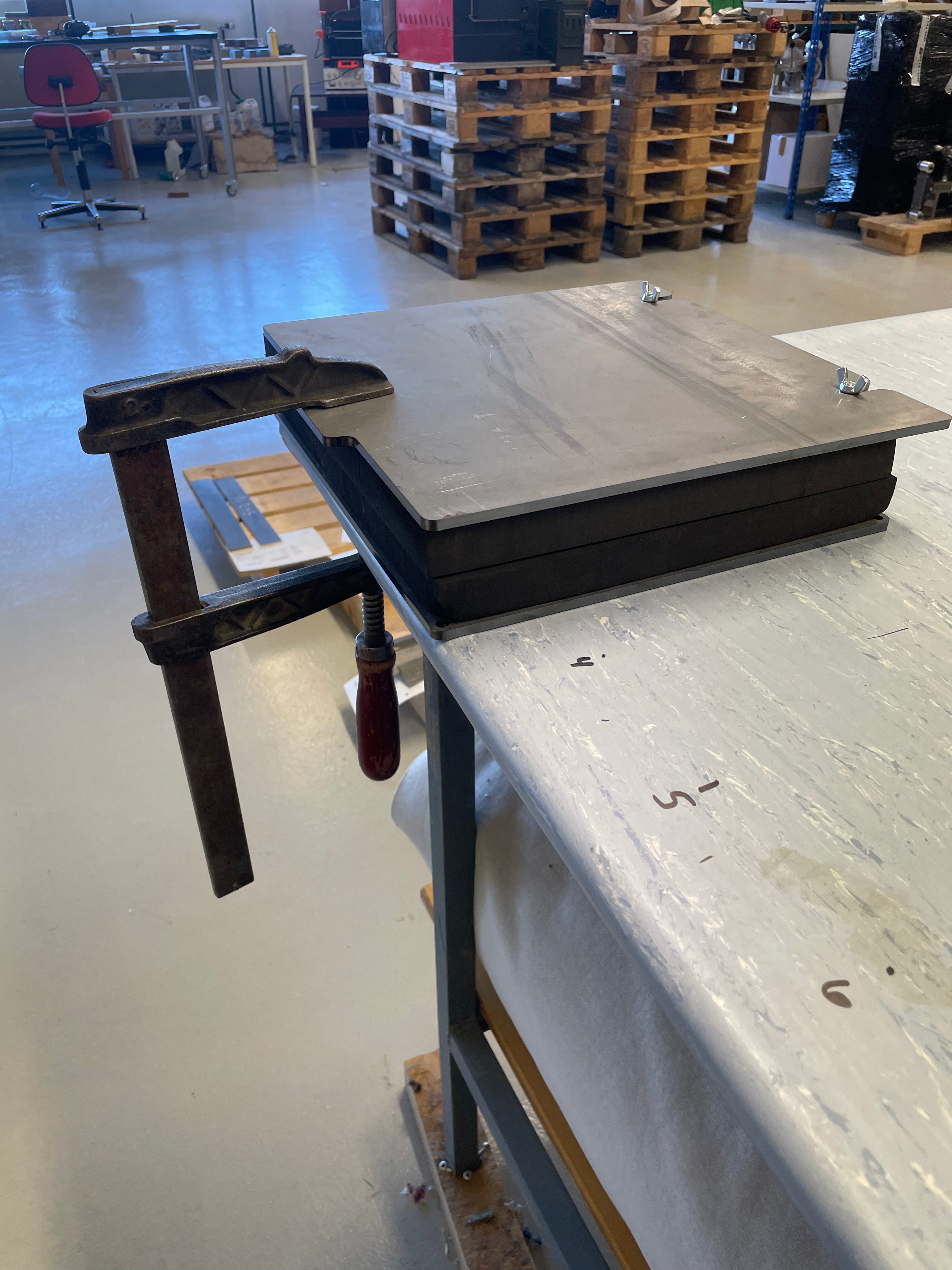 Kydex-Presse aus Stahl
