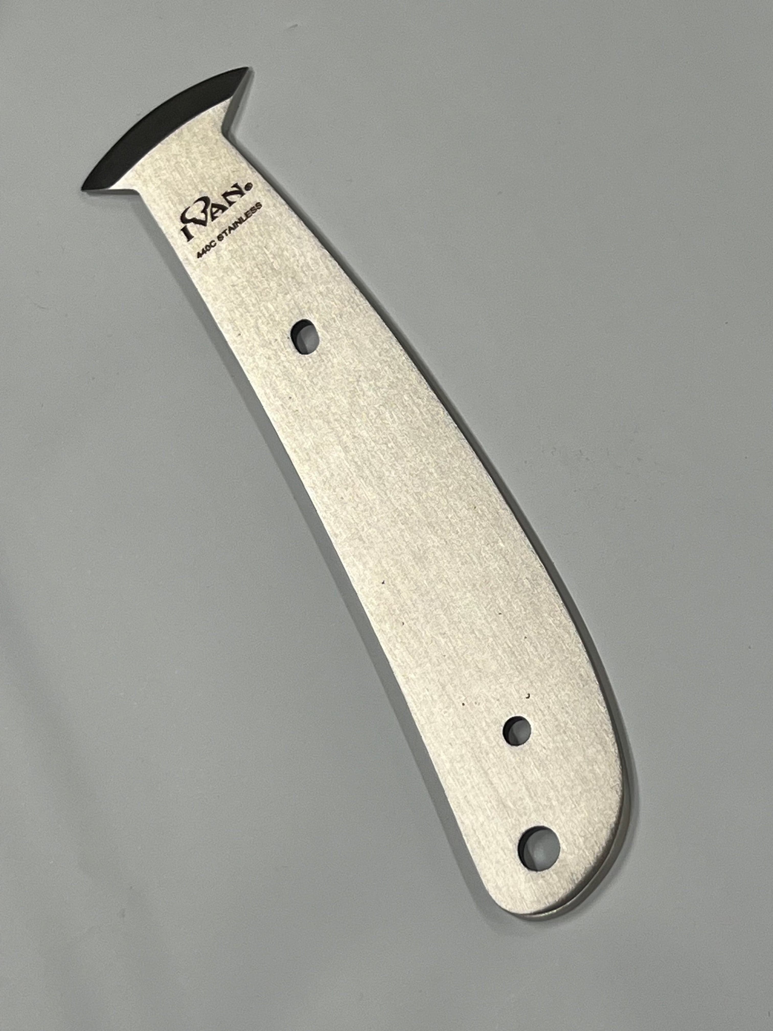 Abgerundete französische Ledermesserklinge