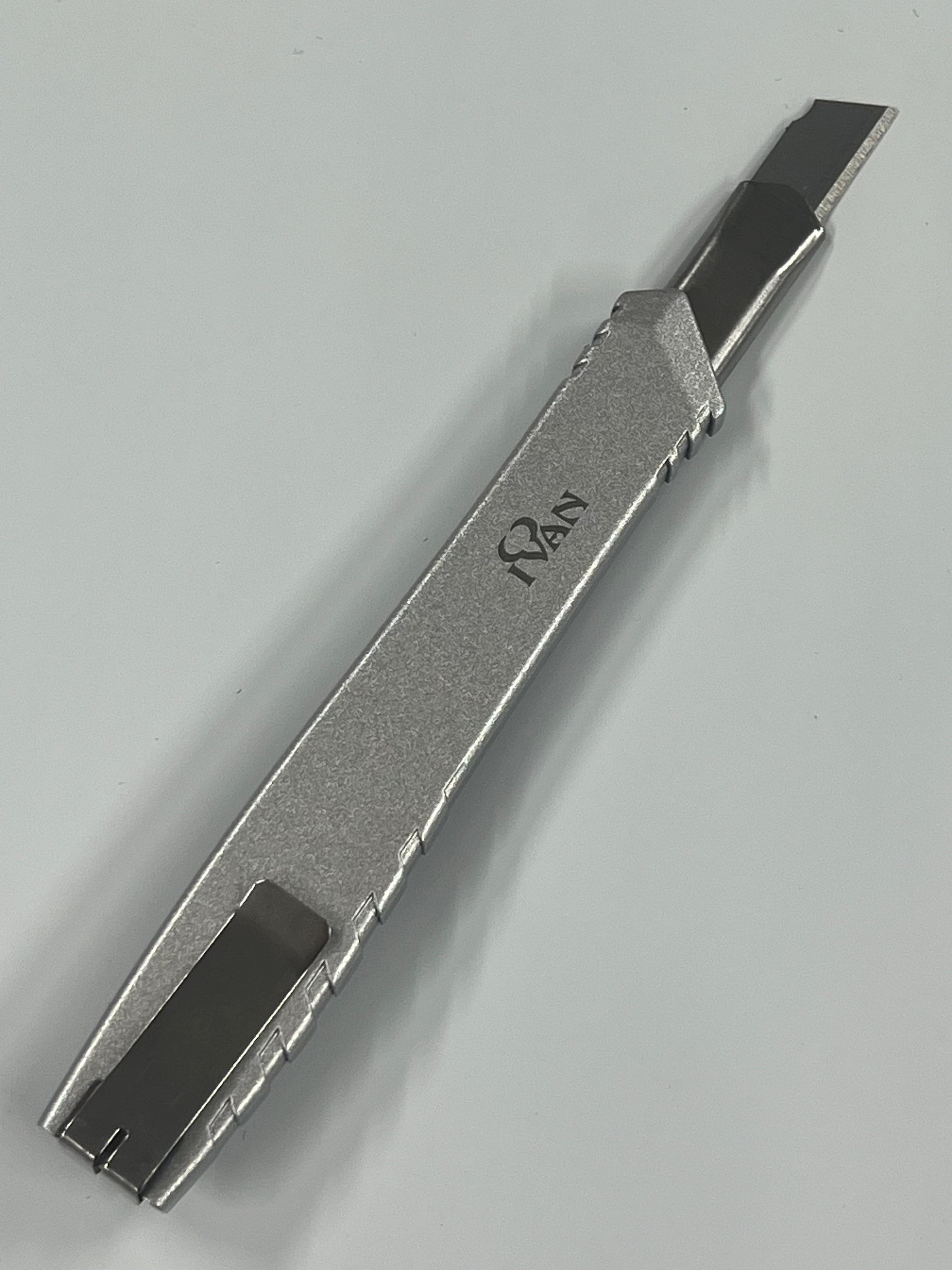 Arbeitsmesser mit verstellbarer Klinge (schmal)