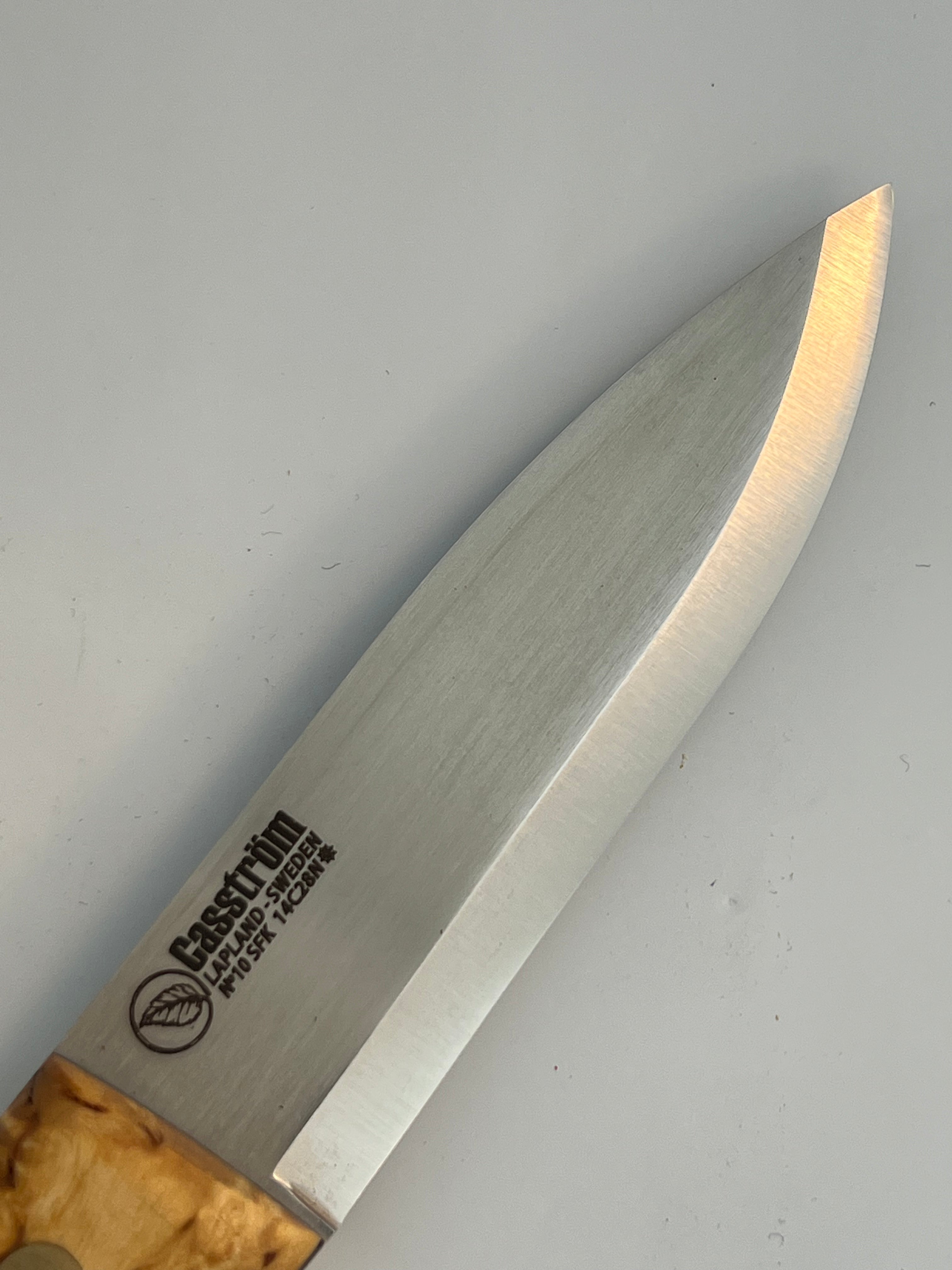 Casström Nr. 10 SFK Messer mit Lederscheide und Leder-Lanyard