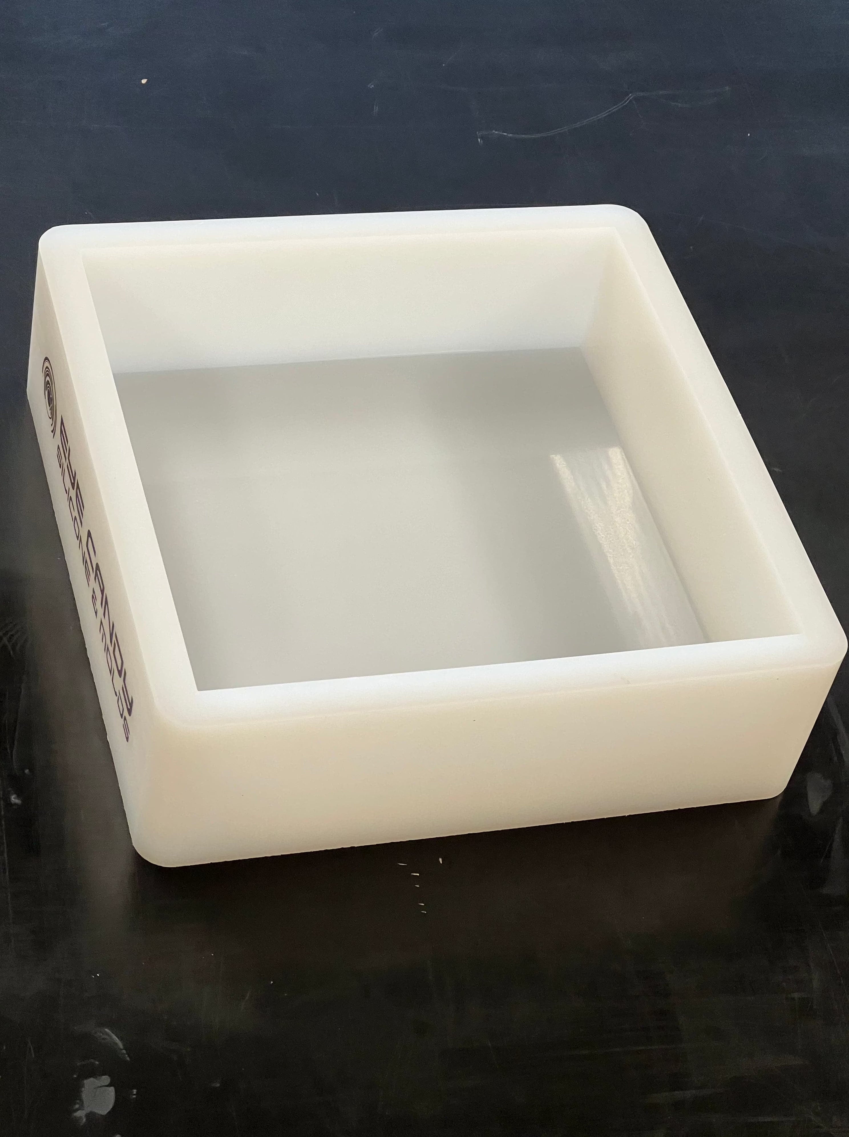 Silikonform quadratisch (255x255x77mm)