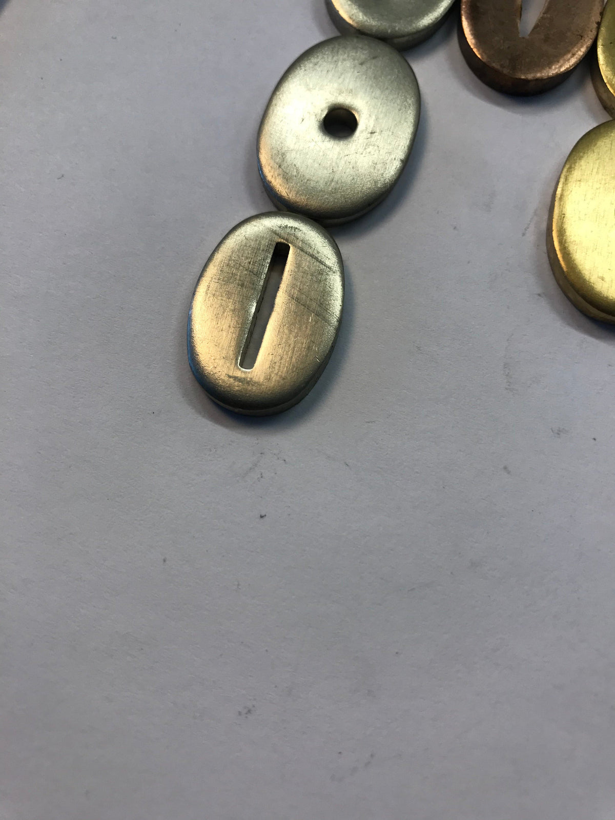 Hohlkehle und Endplatten 18x27mm