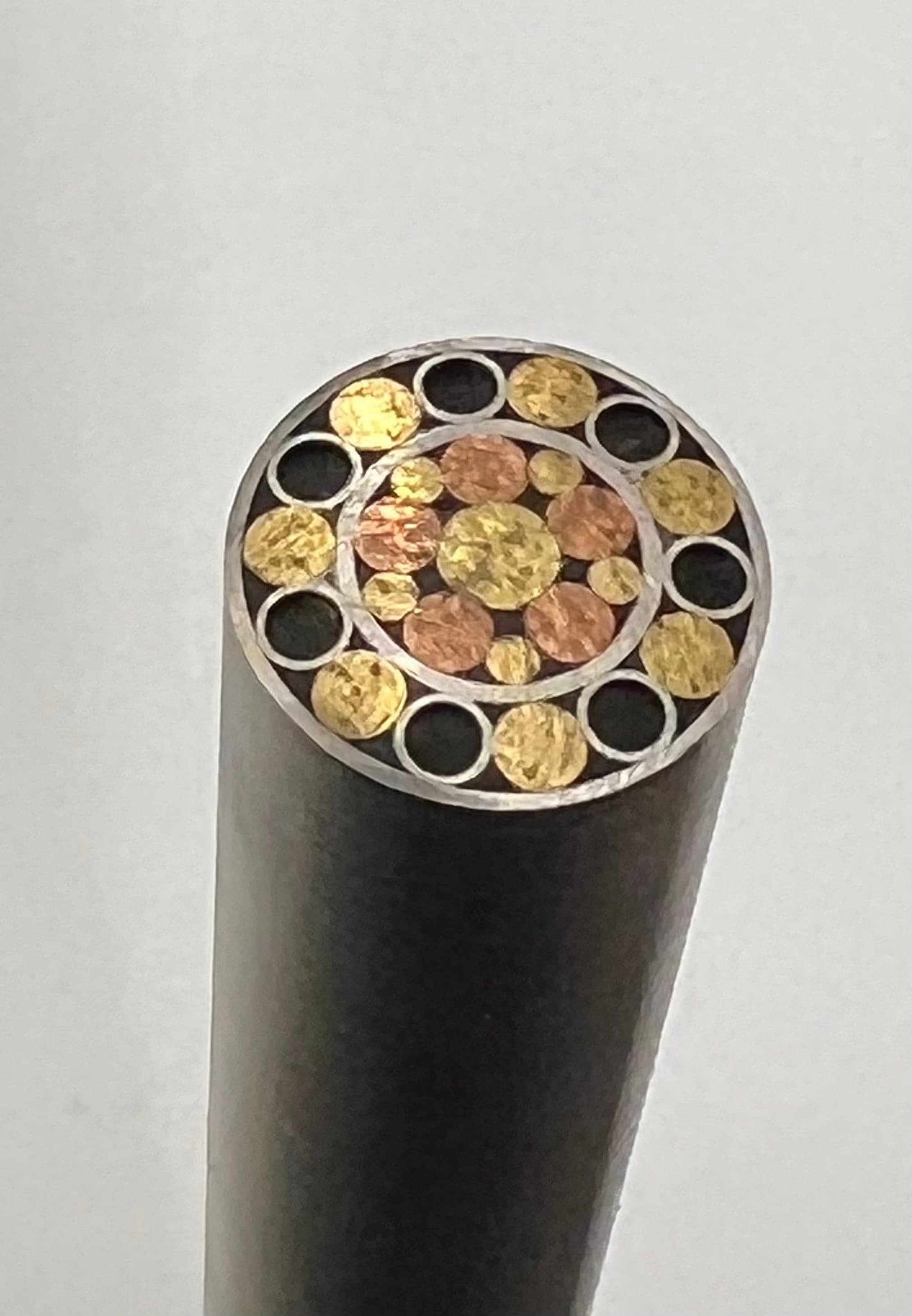 Mosaik-Pin 9,5 mm Griffverzierung