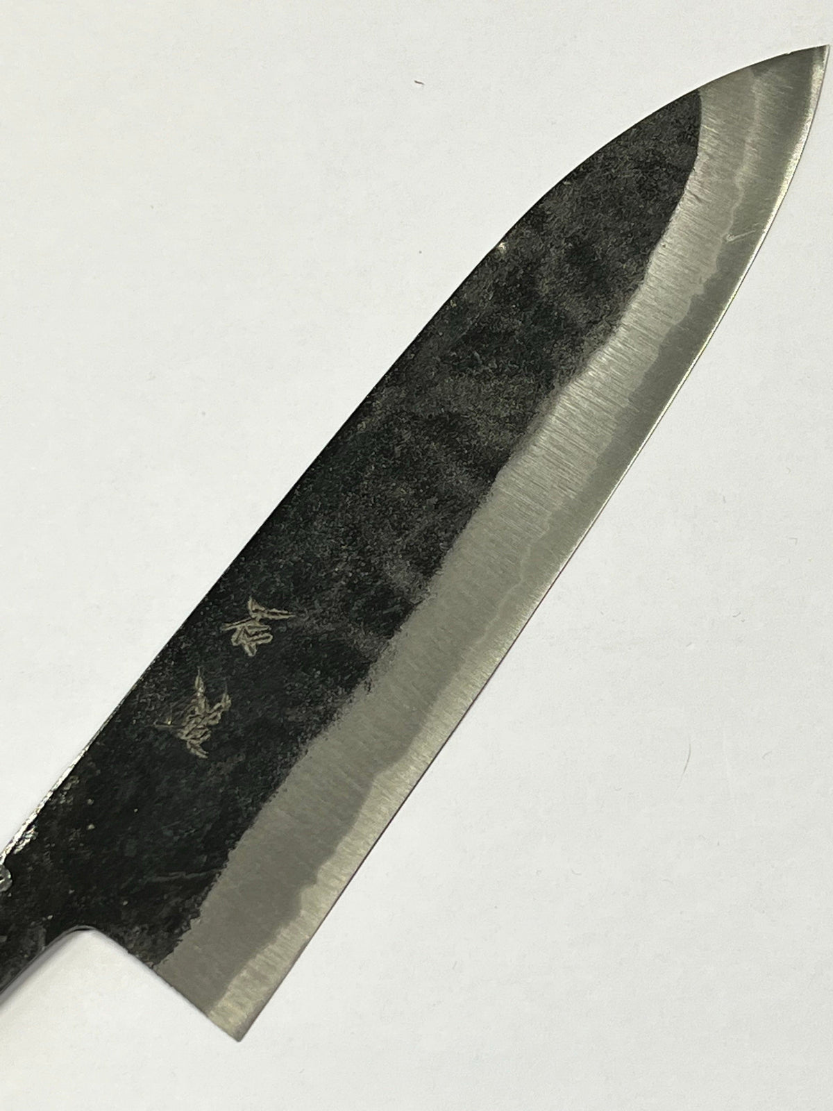 Kurouchi Santoku 165 Aogami 2 Japanische handgeschmiedete Messerklinge