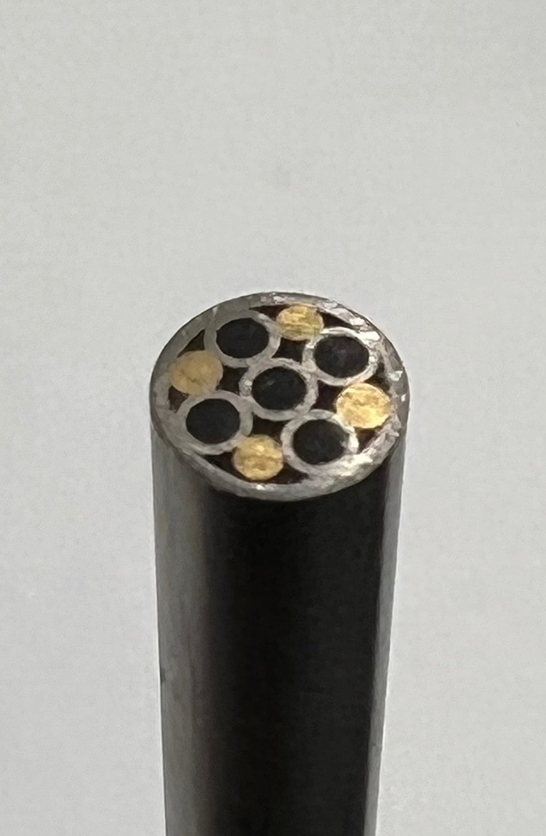 Mosaik-Pin 4 mm Griffverzierung