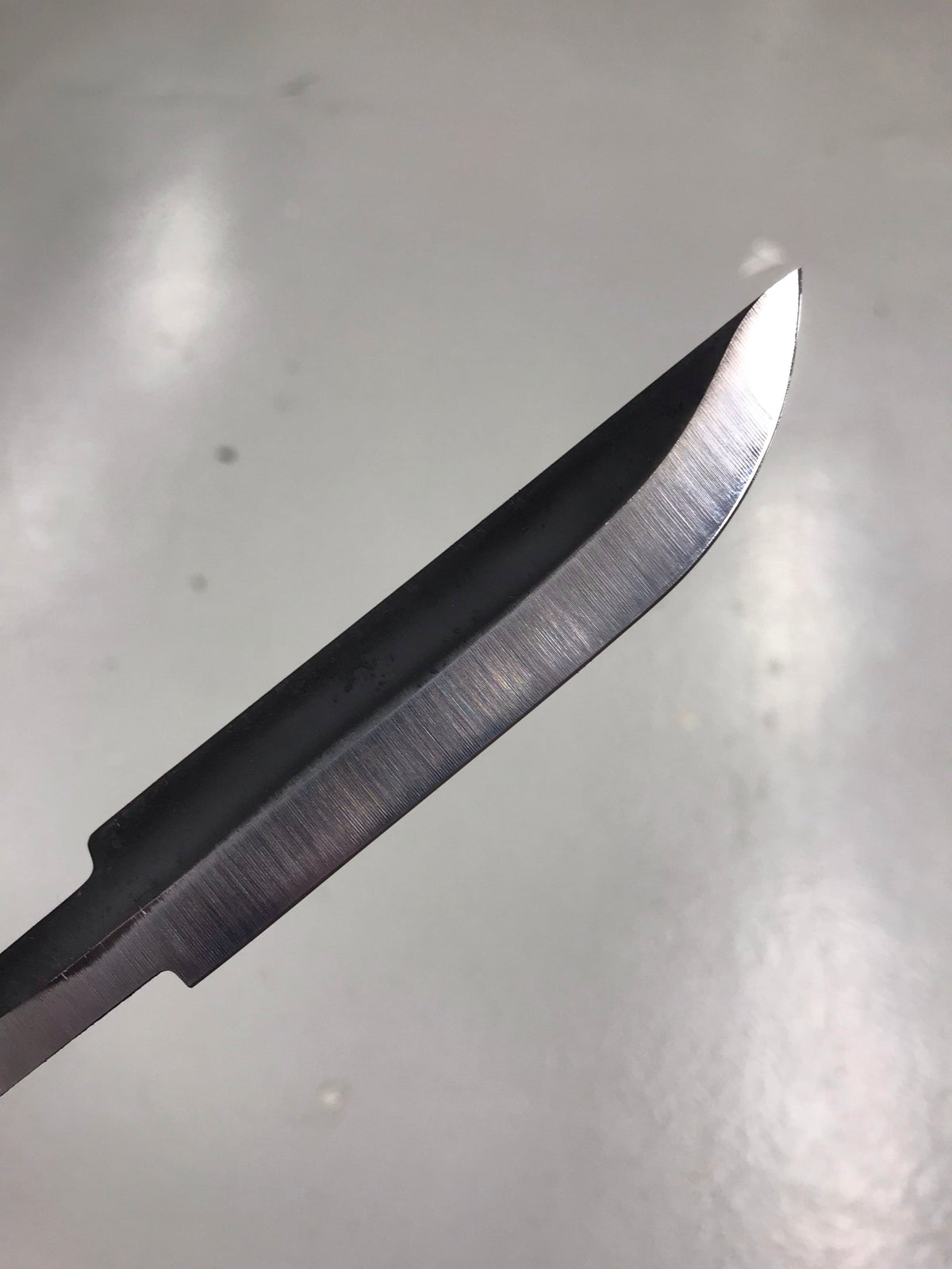 leuku sami kniv blad egg karbonstål
