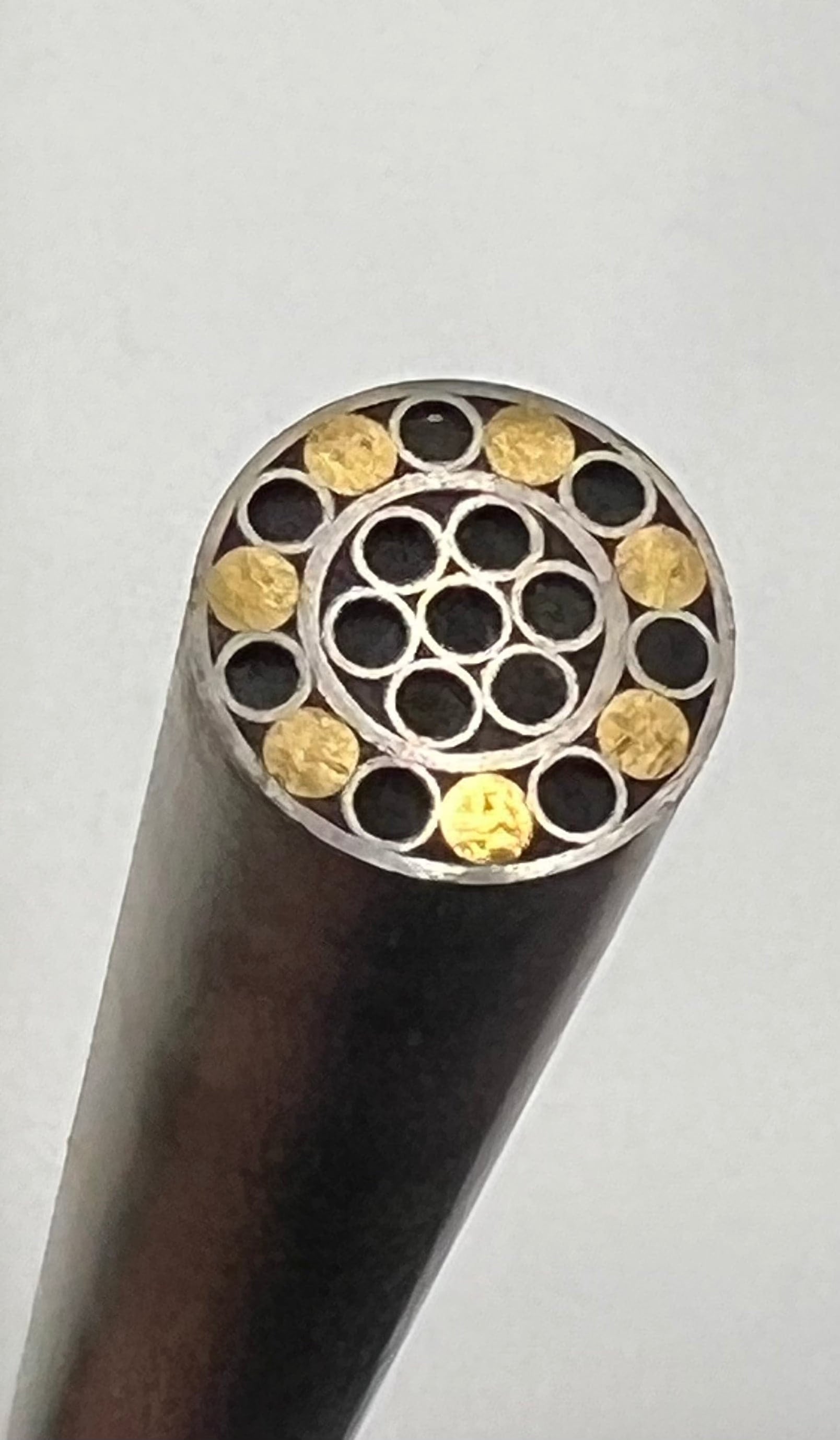 Mosaik-Pin 9,5 mm Griffverzierung