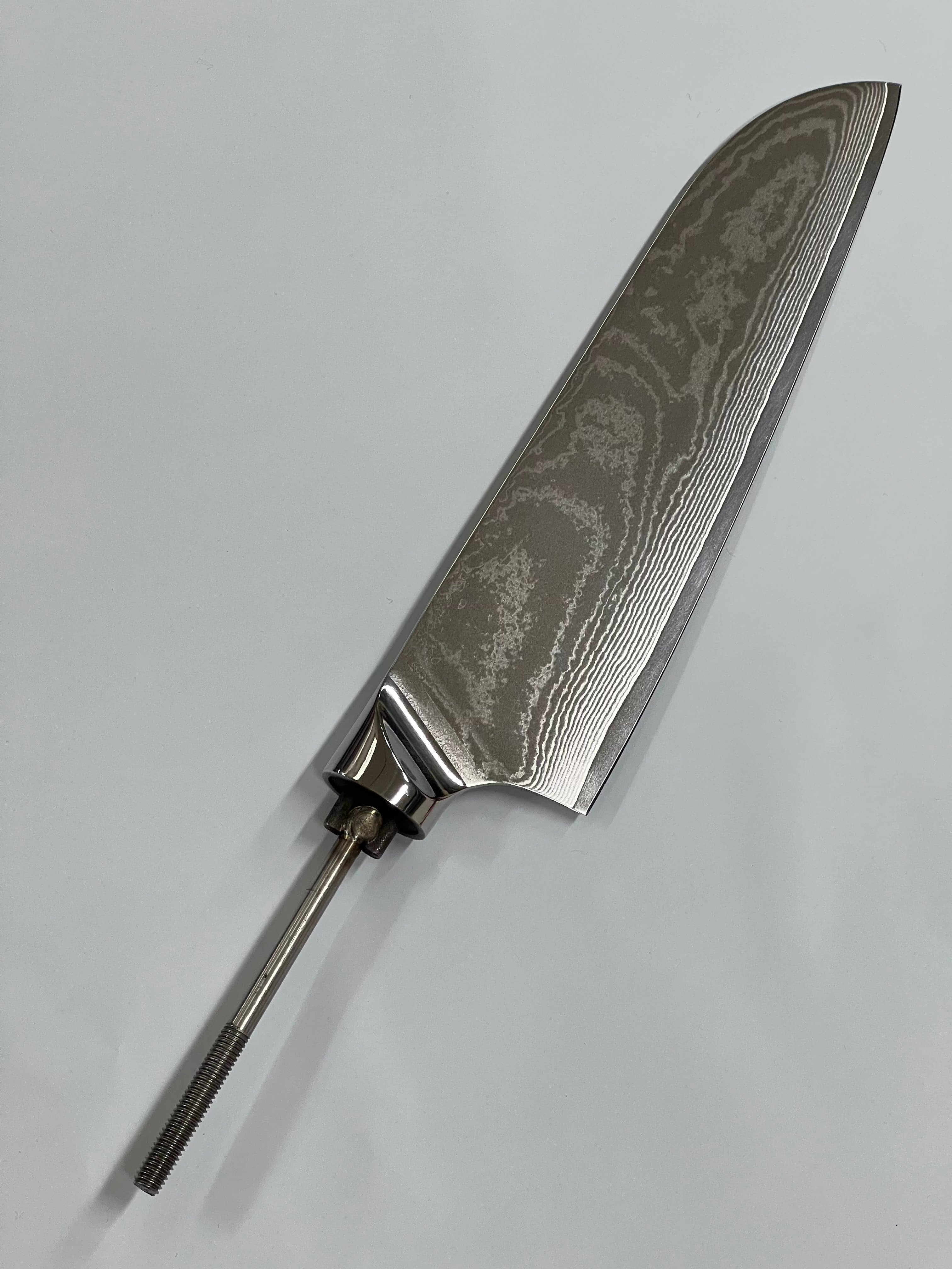 Santoku – Rostfreies Damast-Kochmesser 8" mit durchgehendem Erl
