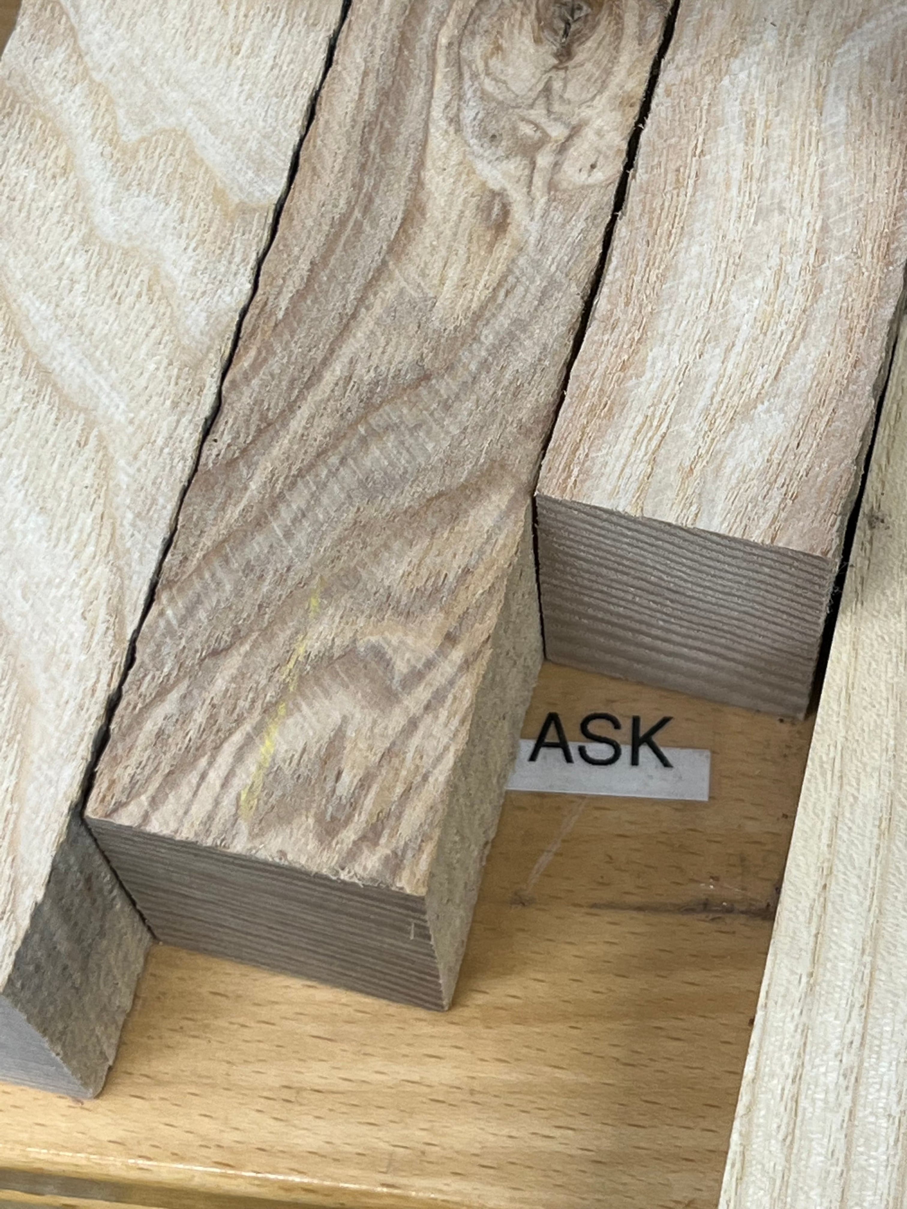 Messergriffrohling aus Holz